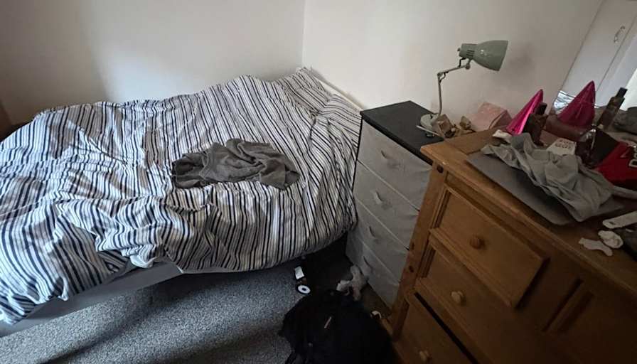 Ruhi's room