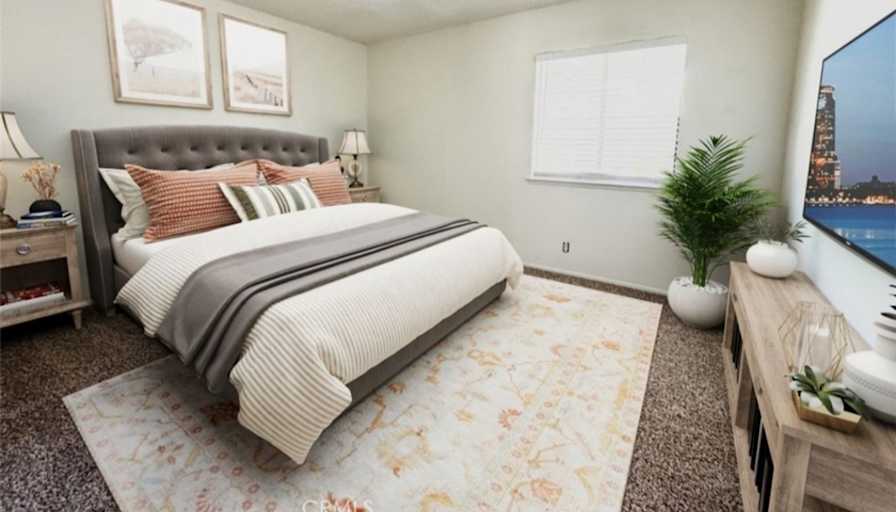 Liz's room