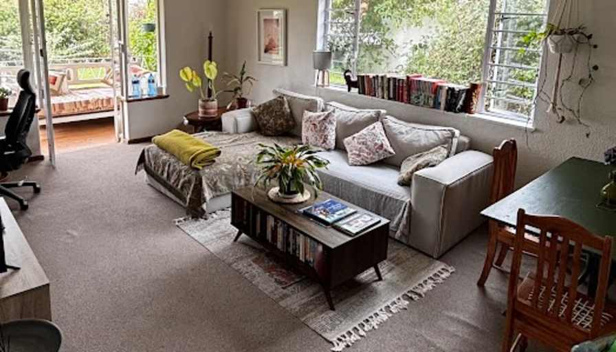 Elizabeth Thom's room