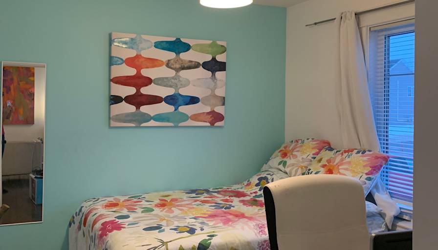 Shoko's room