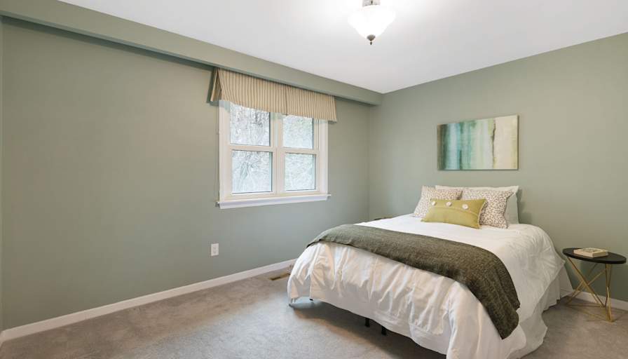 Linda's room