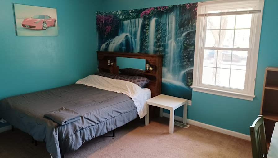 JORGE LUIS's room