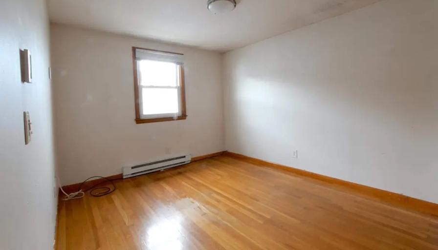 Chi's room