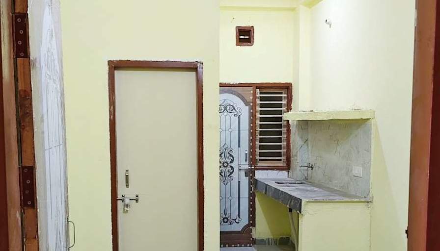 Harish Kumar's room