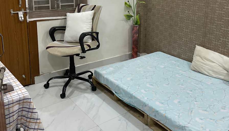 Naveen Singh's room
