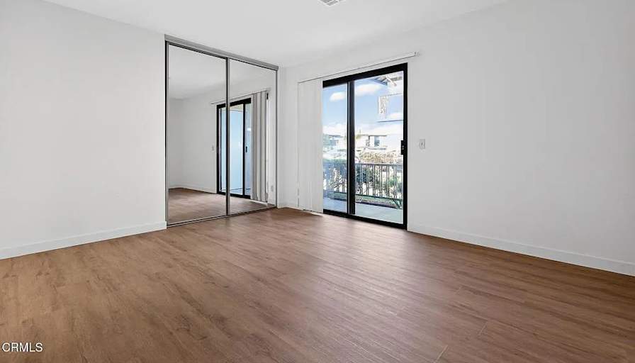 Stephen  Salyers's room