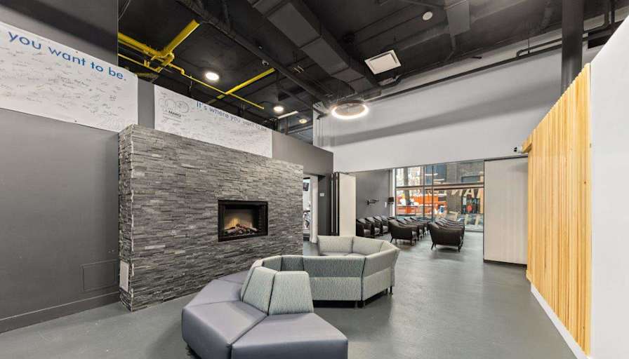 Kimia Esmaili's room