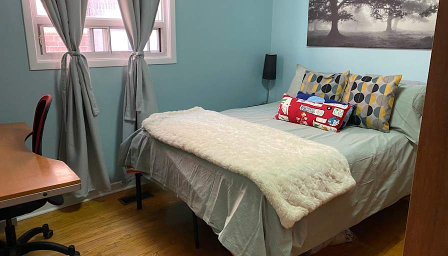 Doris's room