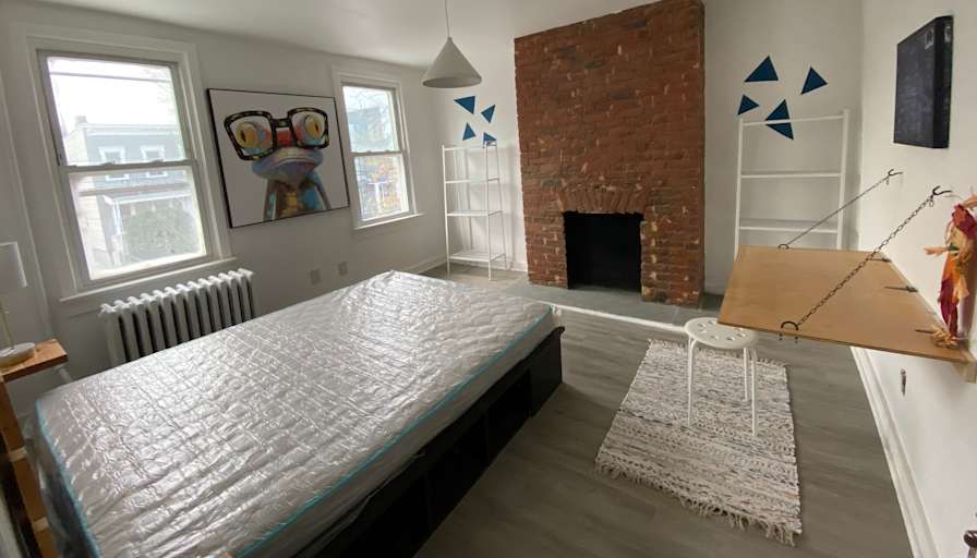Sara's room