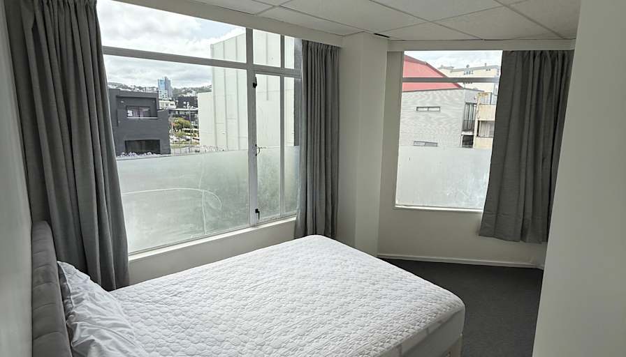 Andrew Manson's room