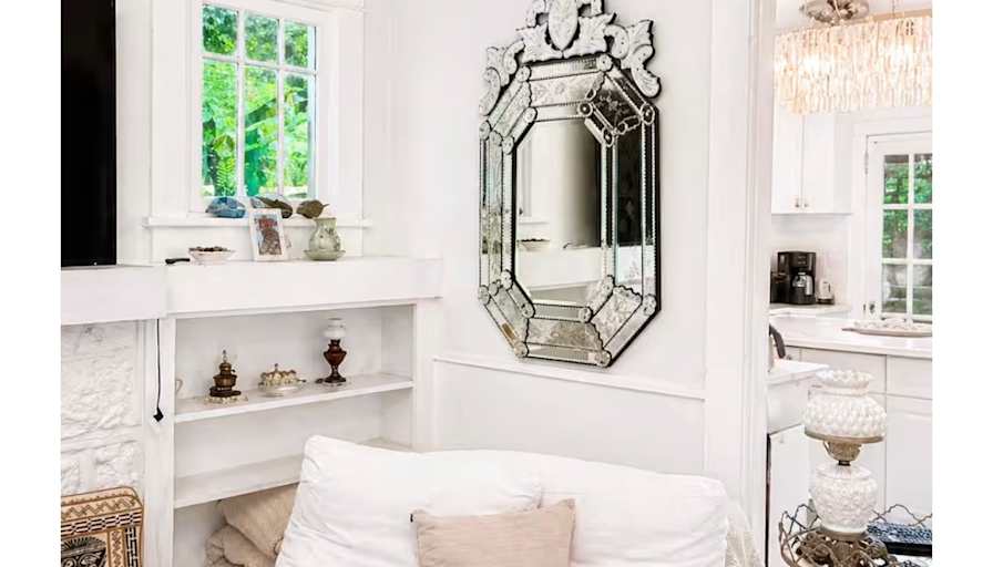 meli's room