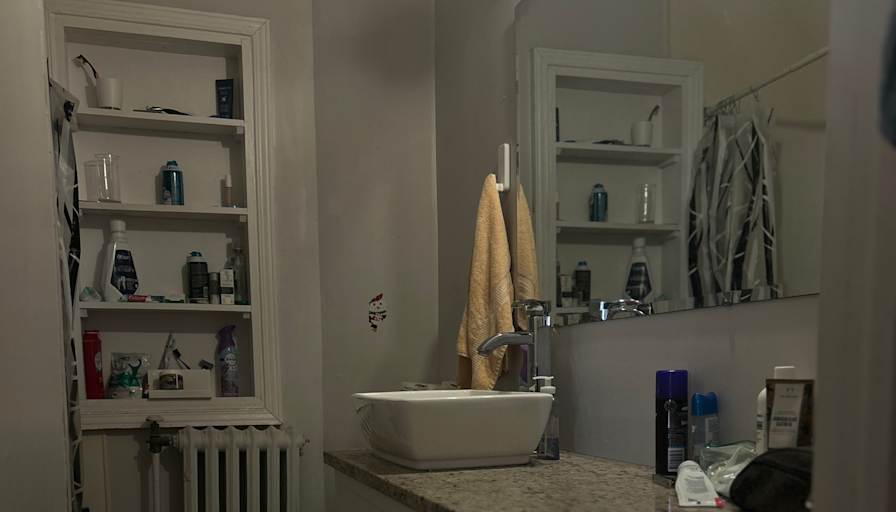 Diego Álvarez's room