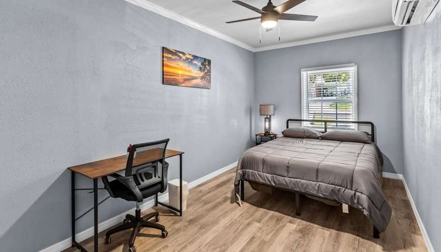 PadSplit's room