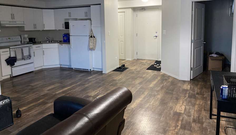 Kaymin Lemoine's room