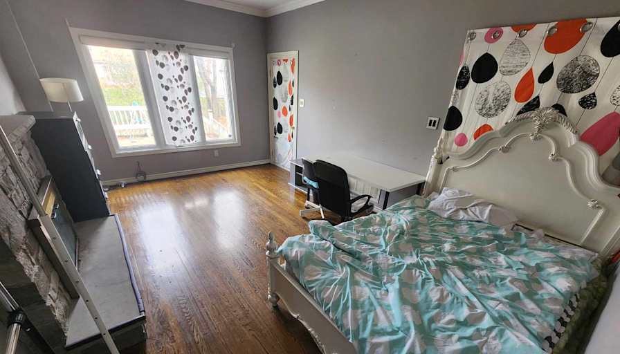 Jay's room