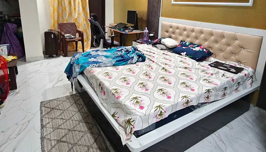 Rishabh's room