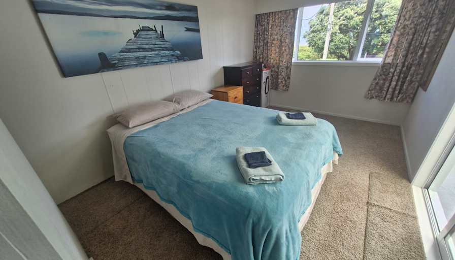 Neil's room
