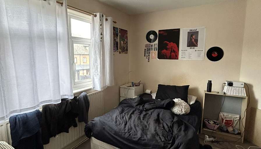 Anna's room