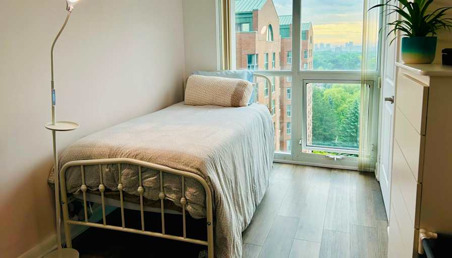 Kiana Haddadi's room