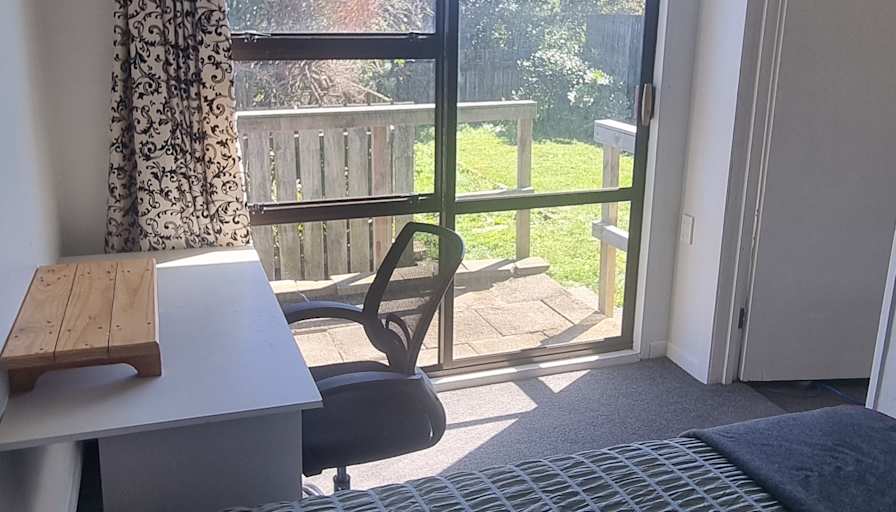Louis's room