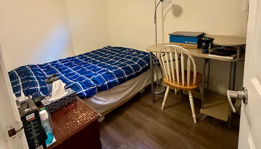 Cindy's room