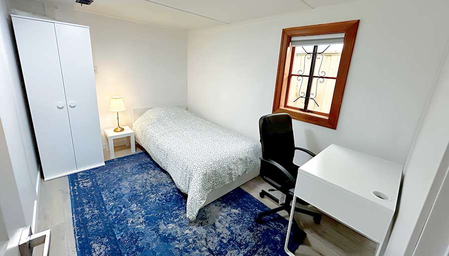 Shirin's room