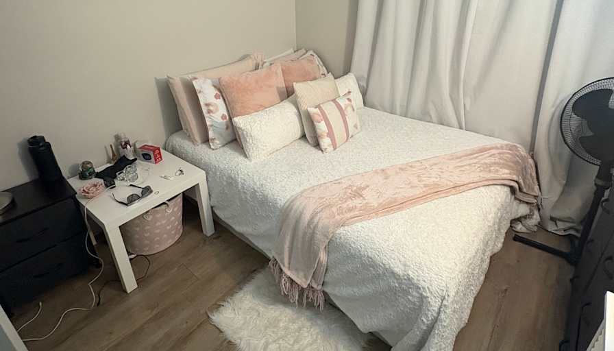 Sthefanye Suárez's room