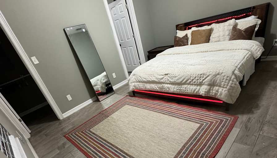 Linda's room