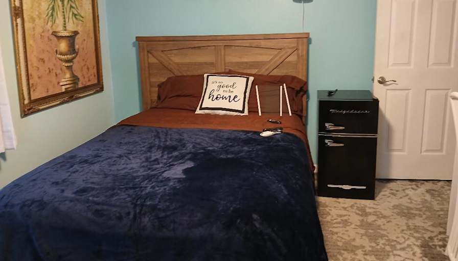 Gloria's room