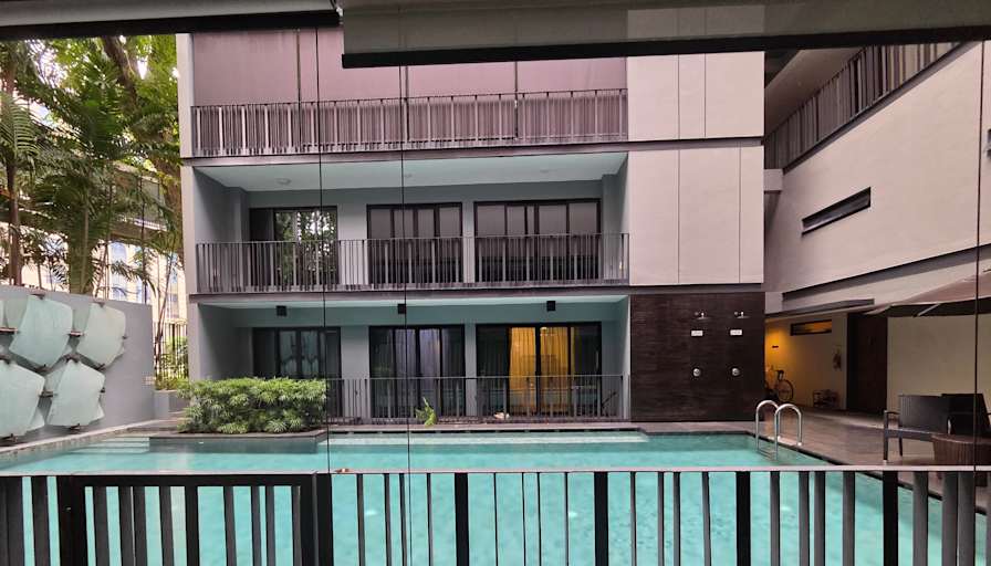 sam chen's room