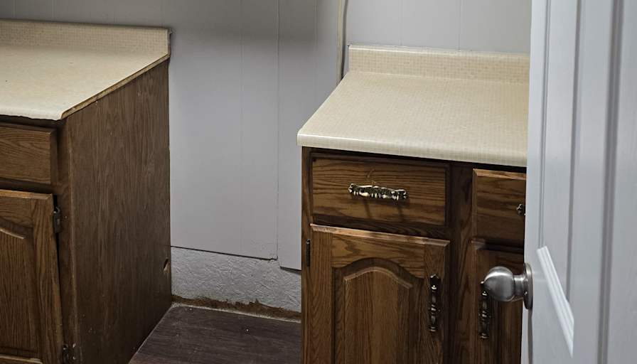 SANIA LALWANI's room