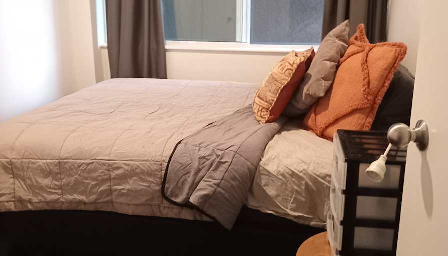 Lorelei/ wellington's room