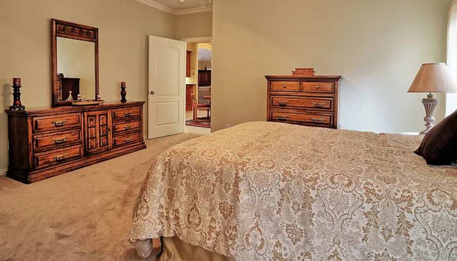 Youjin's room