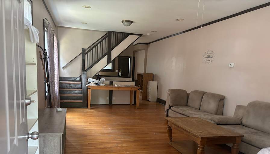 Goodland's room