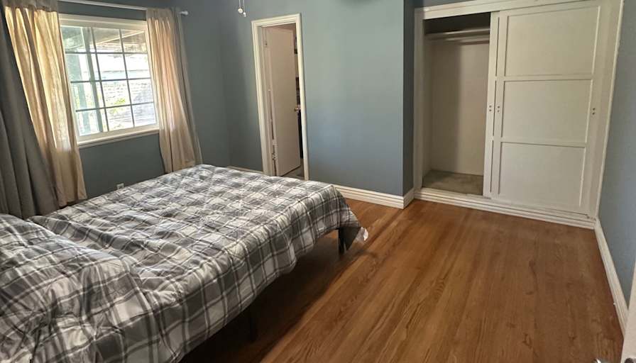 Phil Sandoval's room