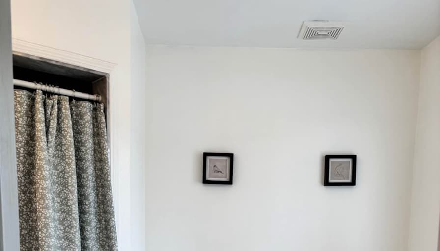 Quyen's room