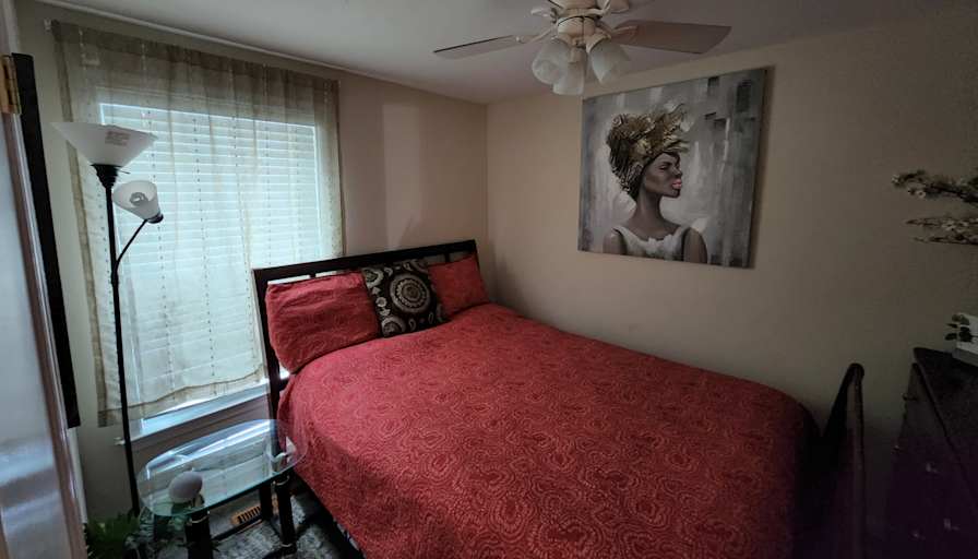 Yasmin's room
