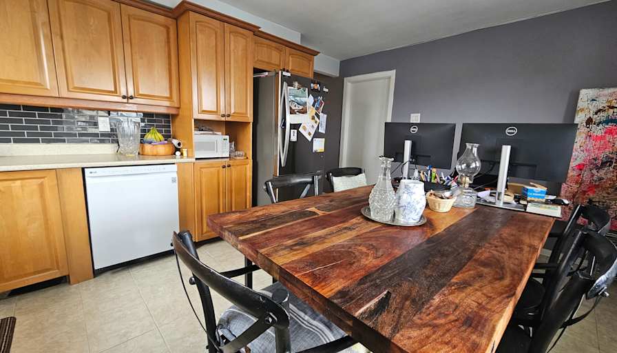 stacy-ann sappleton's room