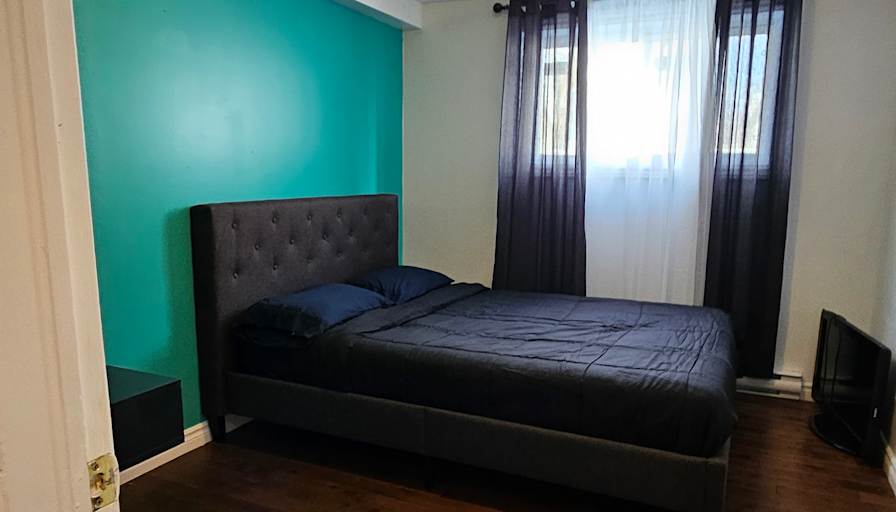 stacy-ann's room