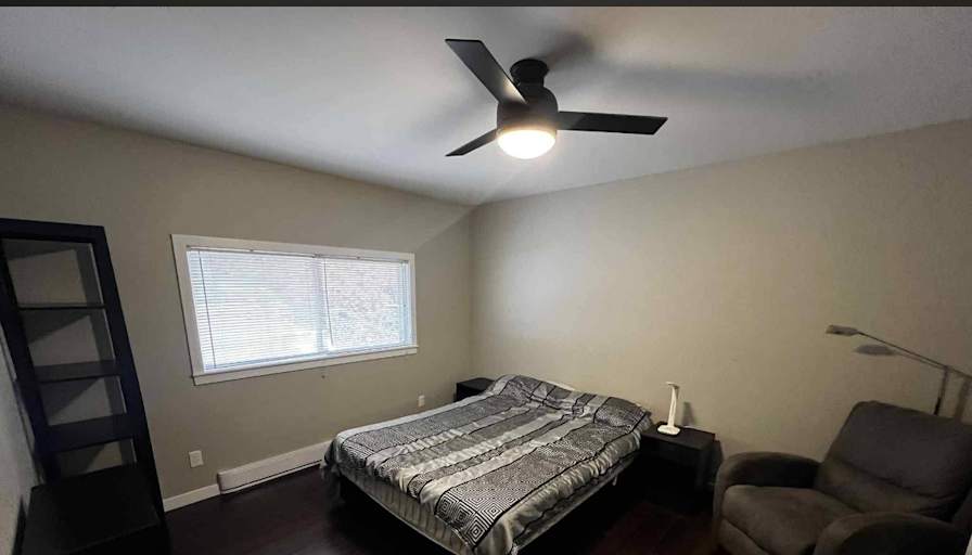 Shelly's room