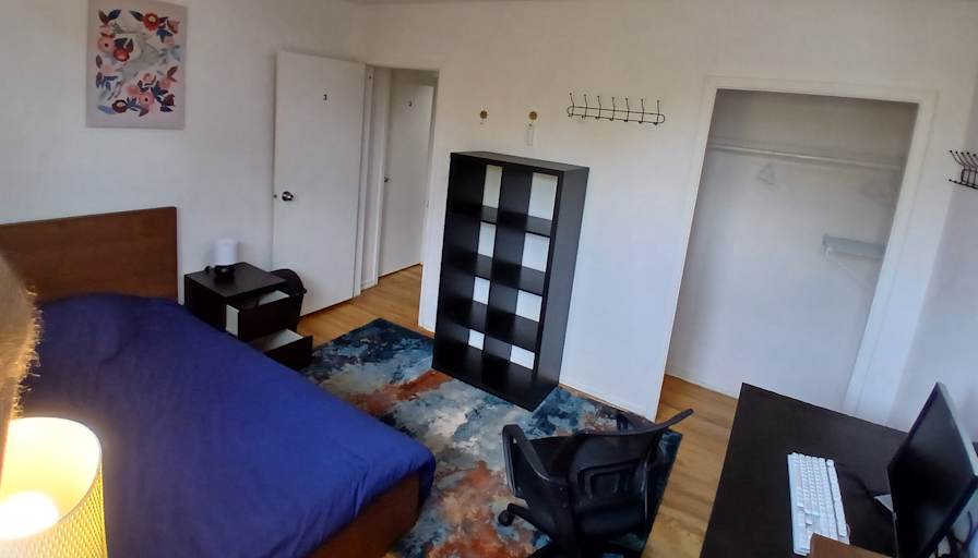 taha's room