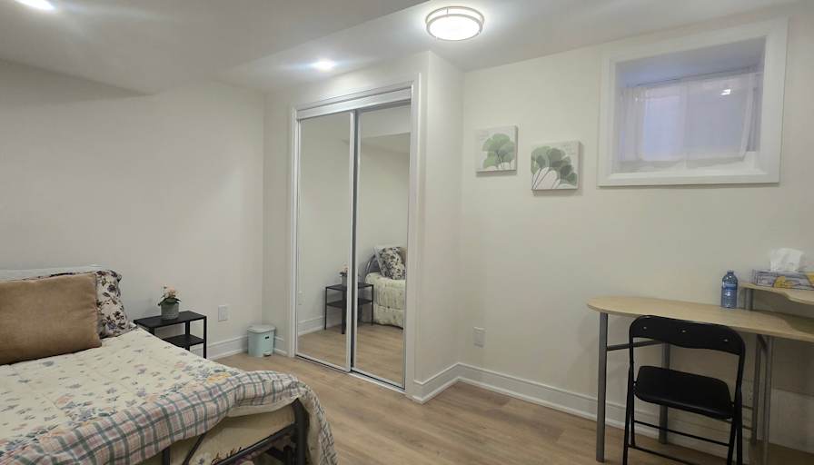 Gloria's room