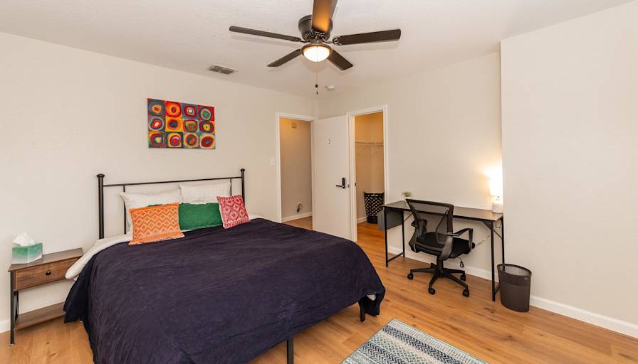 PadSplit's room