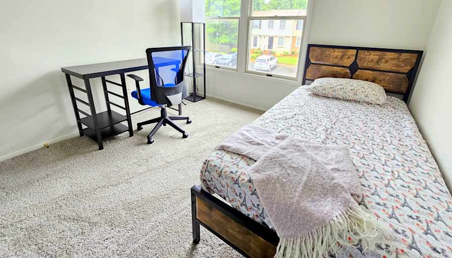 housearchnc's room