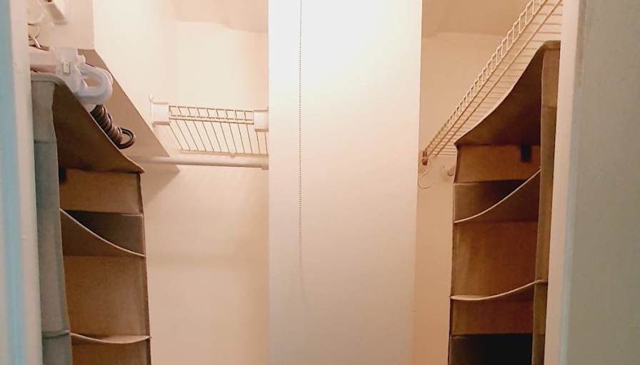 Alonso's room