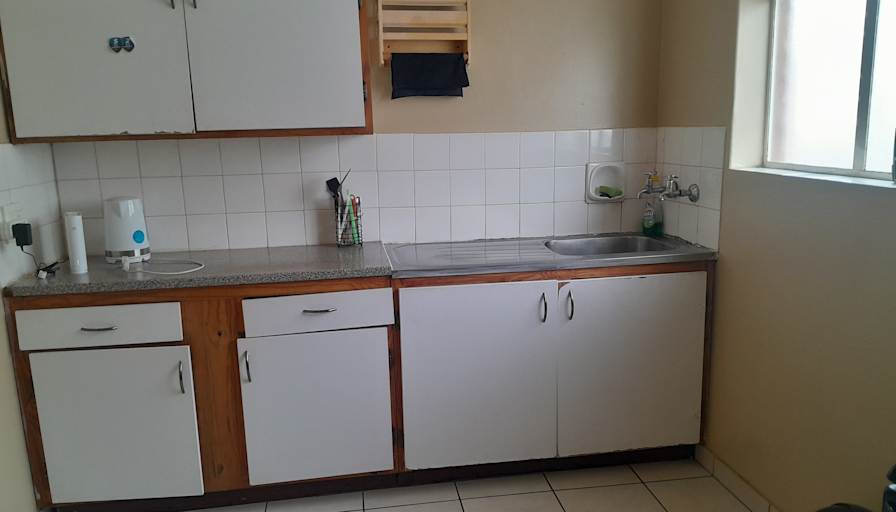 Molefe Setshedi's room