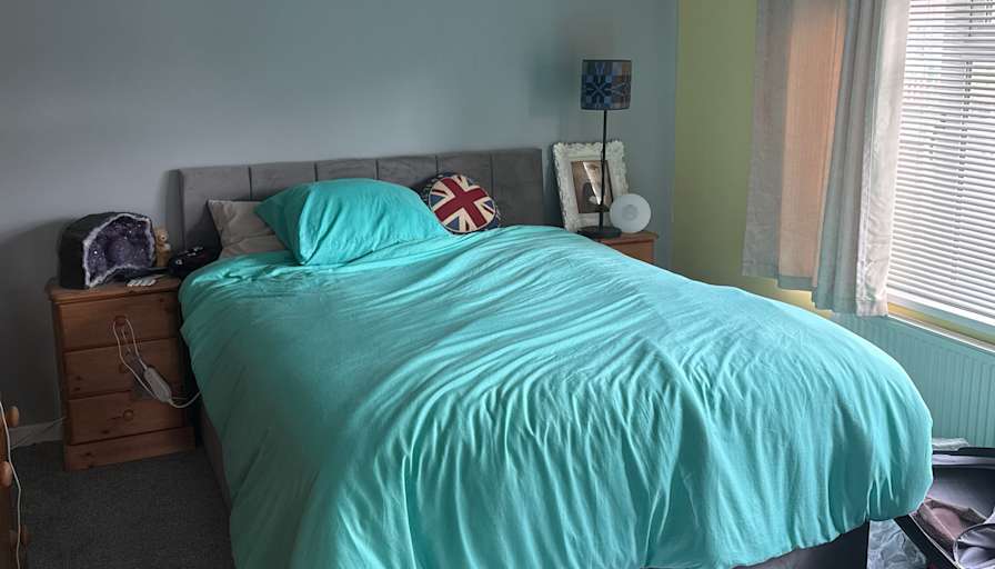 Steven Thompson's room