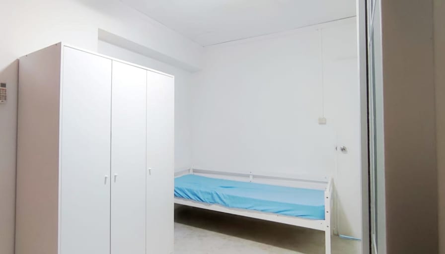 mofad's room