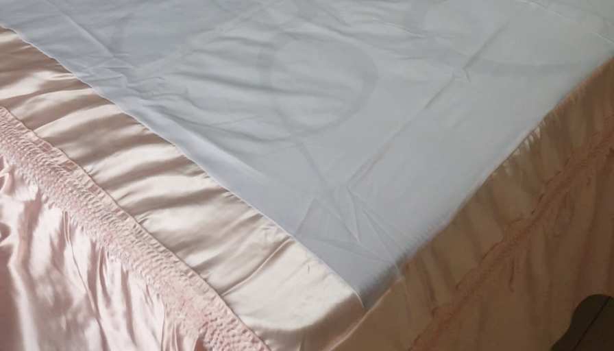 Sombu's room