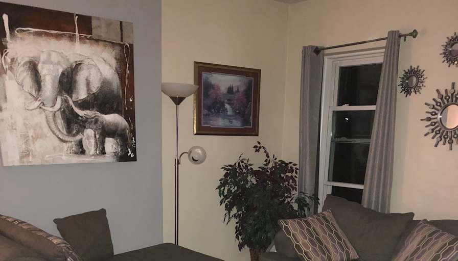 CeCe's room